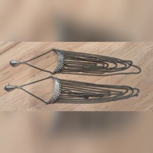 Elegant Silver Chain Fringe Necklace